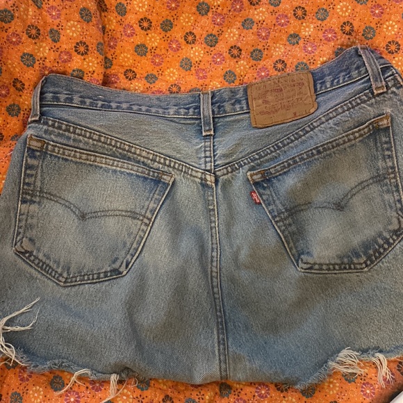 Vintage Levi's Blue Distressed Denim Shorts - Picture 8 of 16